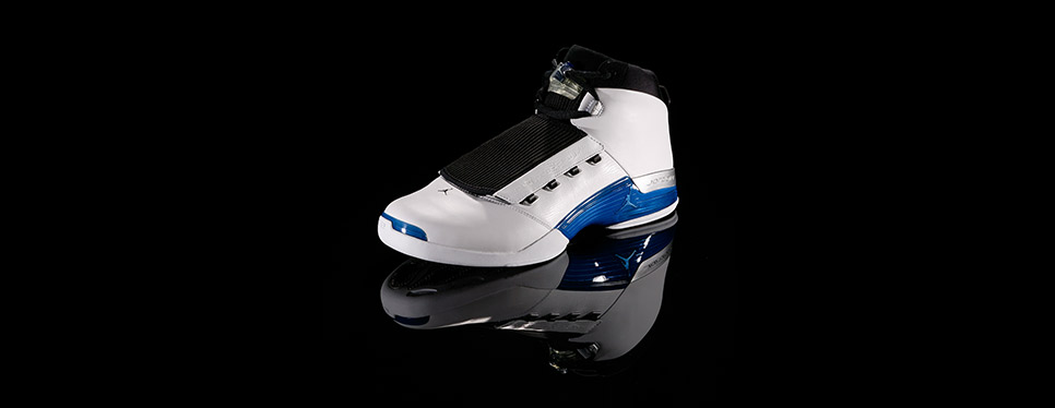 View Air Jordan 17 (XVII) history